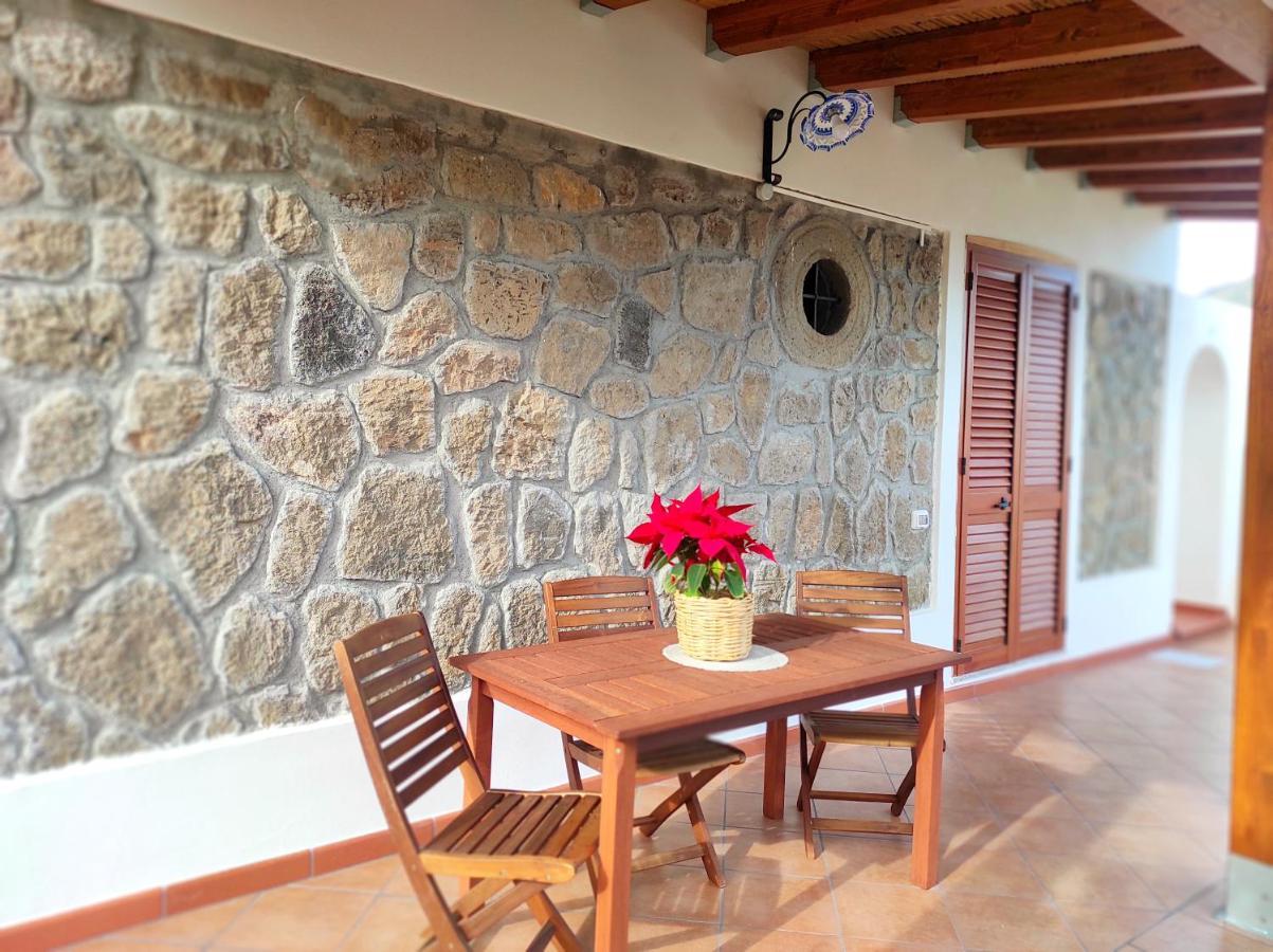 Holiday Home Mennulita Lipari  Luaran gambar