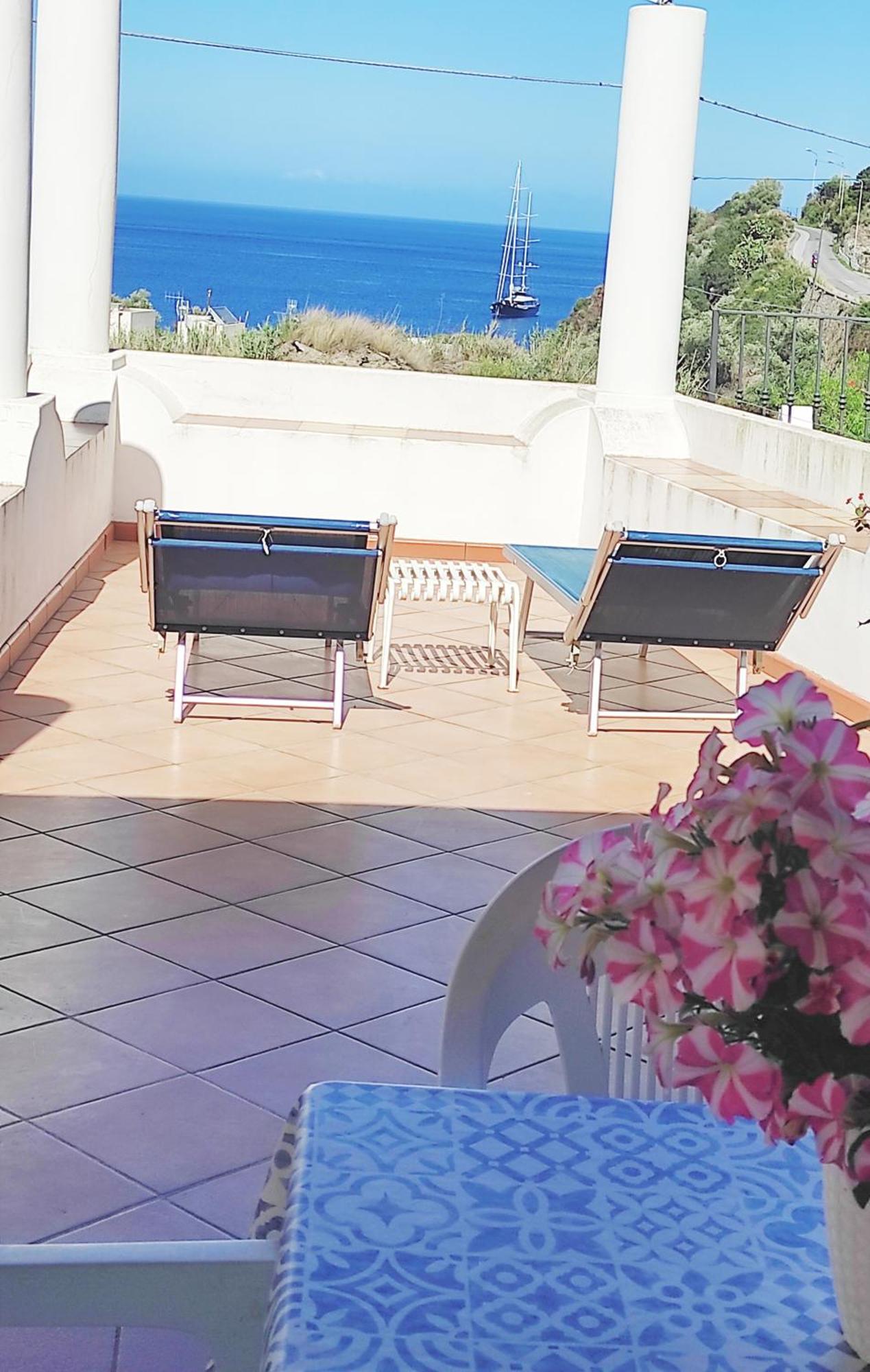Holiday Home Mennulita Lipari  Bilik gambar